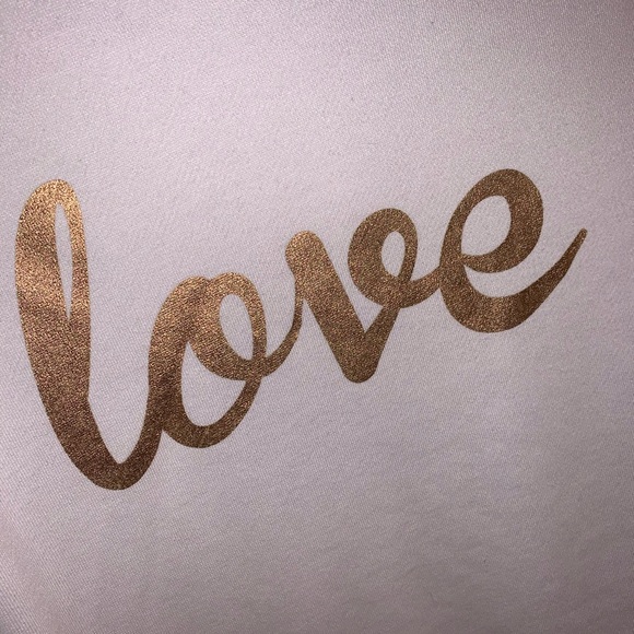 Oversized Love sweater w/ red and green hem - Picture 6 of 7